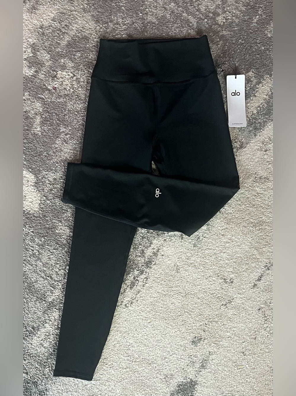 ALO Black High-Waist Airlift Leggings size L NWT